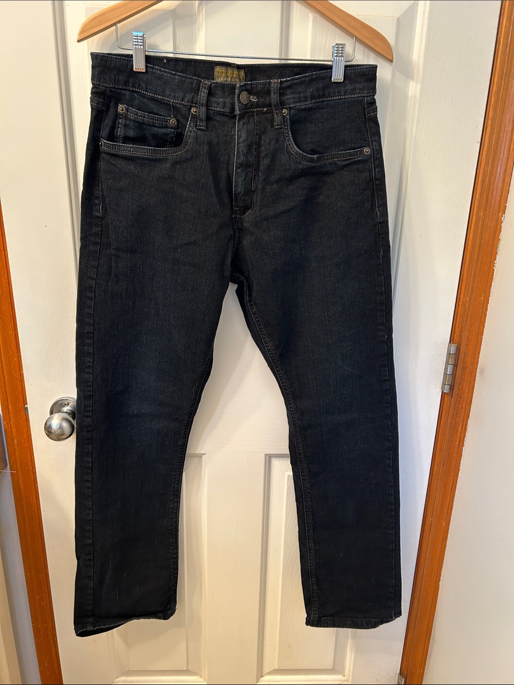 Men's Black Straight-Leg Jeans